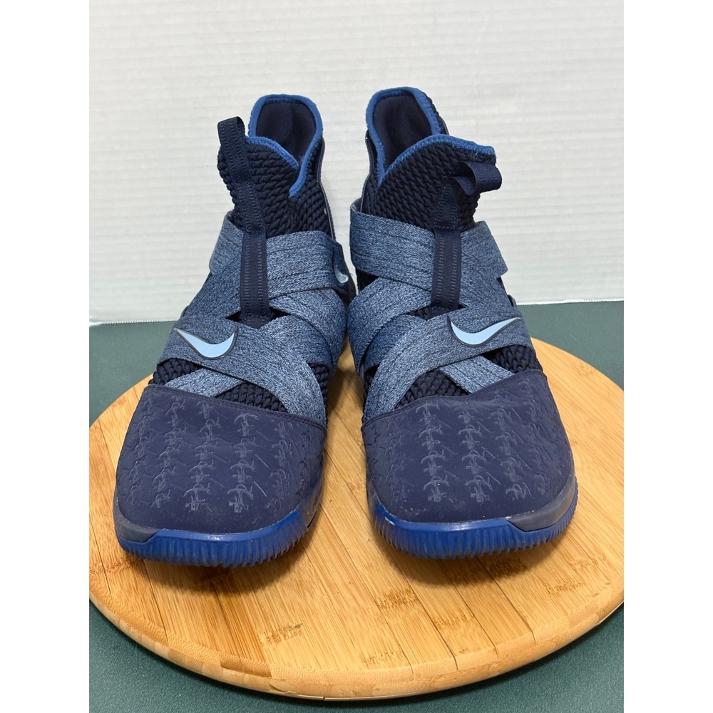 Nike Lebron Soldier 12 TB Men's Basketball Shoes Navy Blue Sz 18